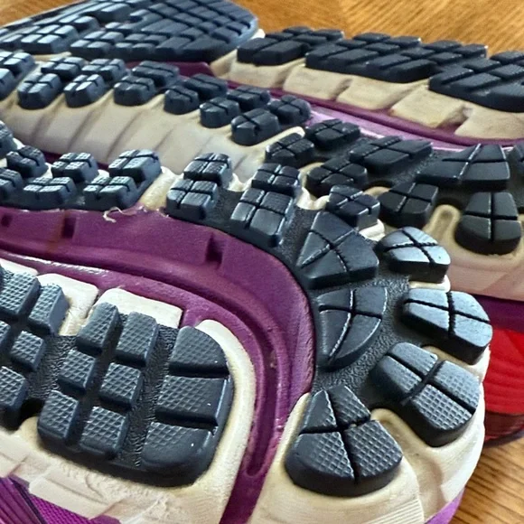 Women’s Brooks Ghost 9 size 10 - Picture 13 of 16